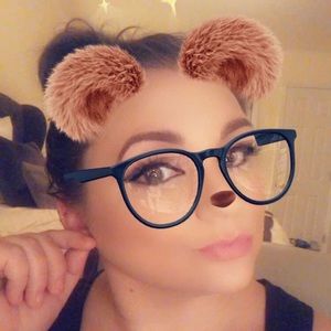 Meet your Posher, Catherine